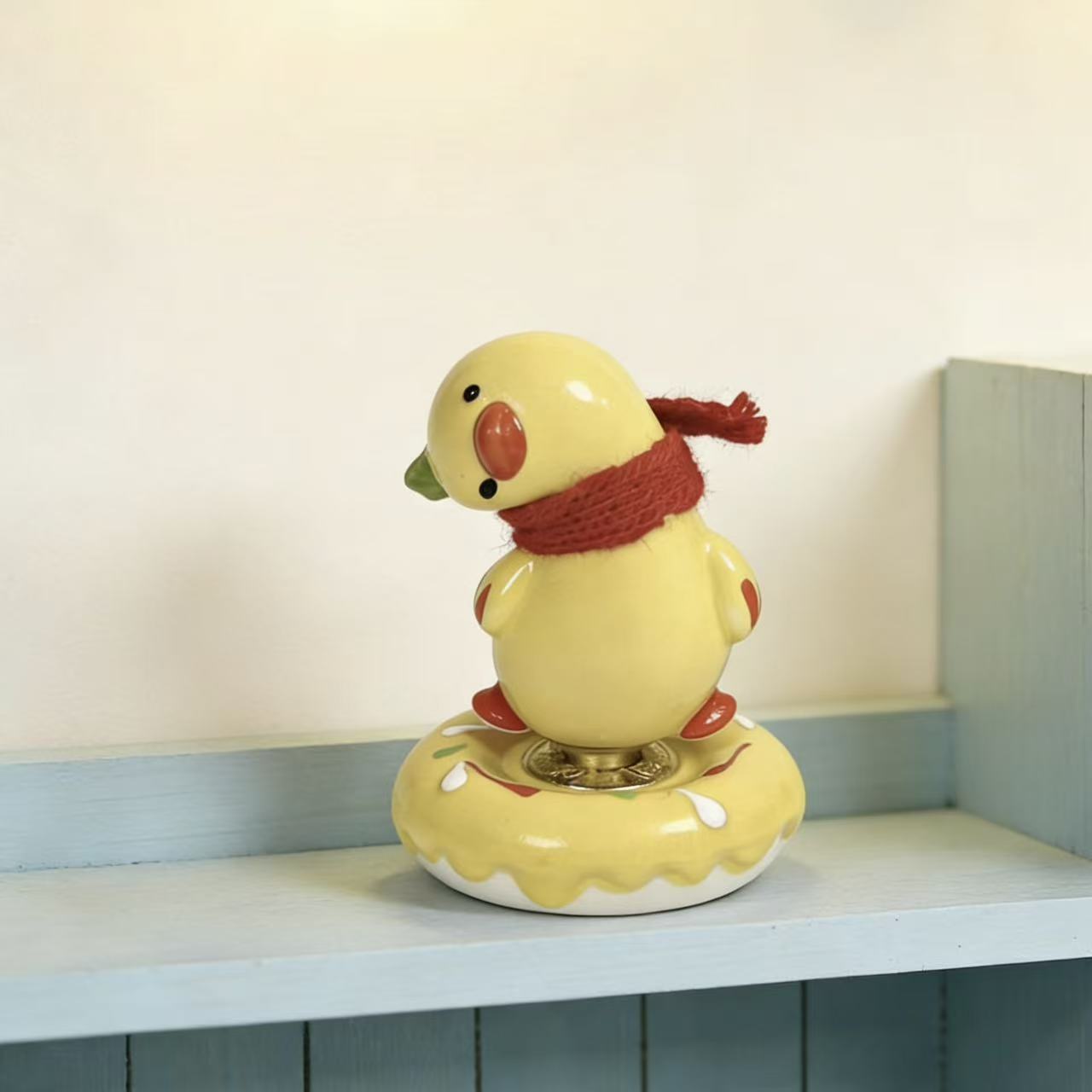 Spinning Duck Figurine - Ceramic Desk Decor