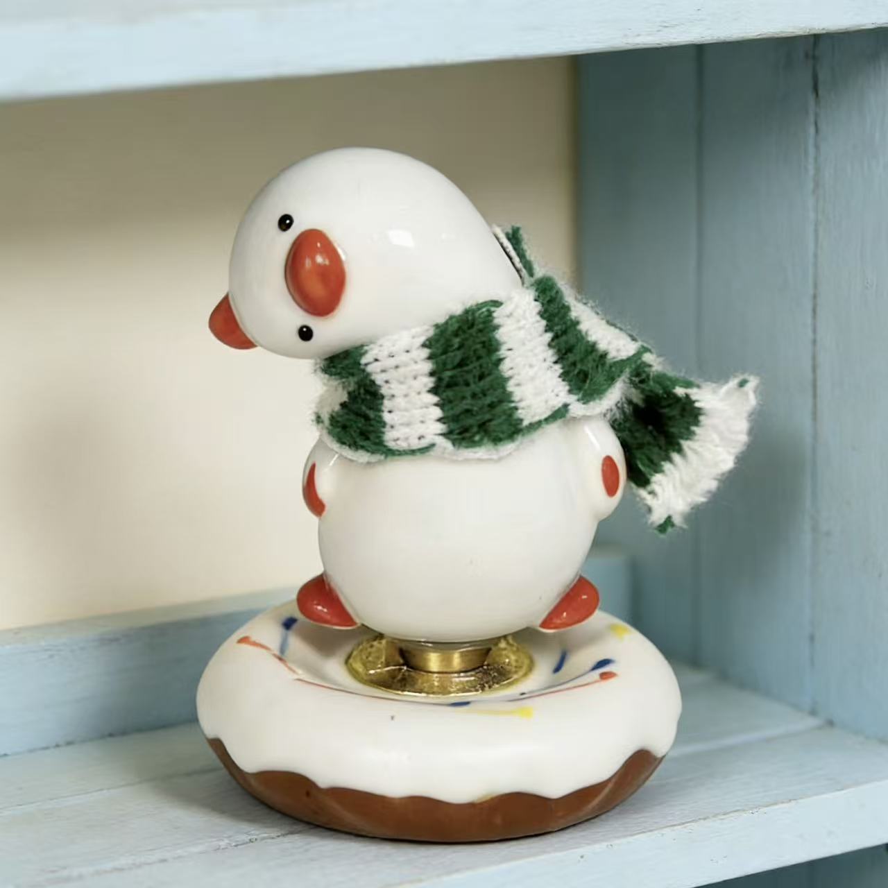 Spinning Duck Figurine - Ceramic Desk Decor