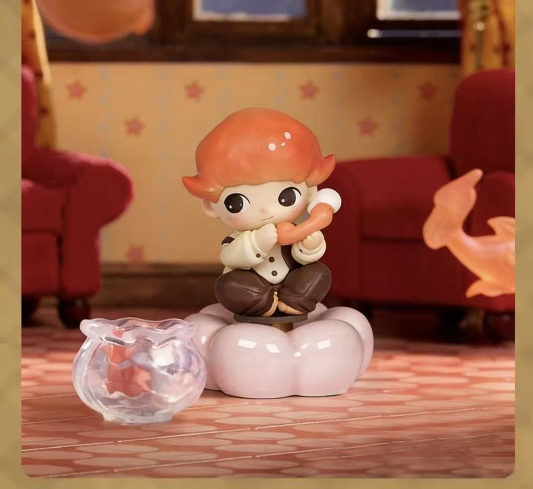Spinning Dimoo Figurine – Ceramic Desk Decor