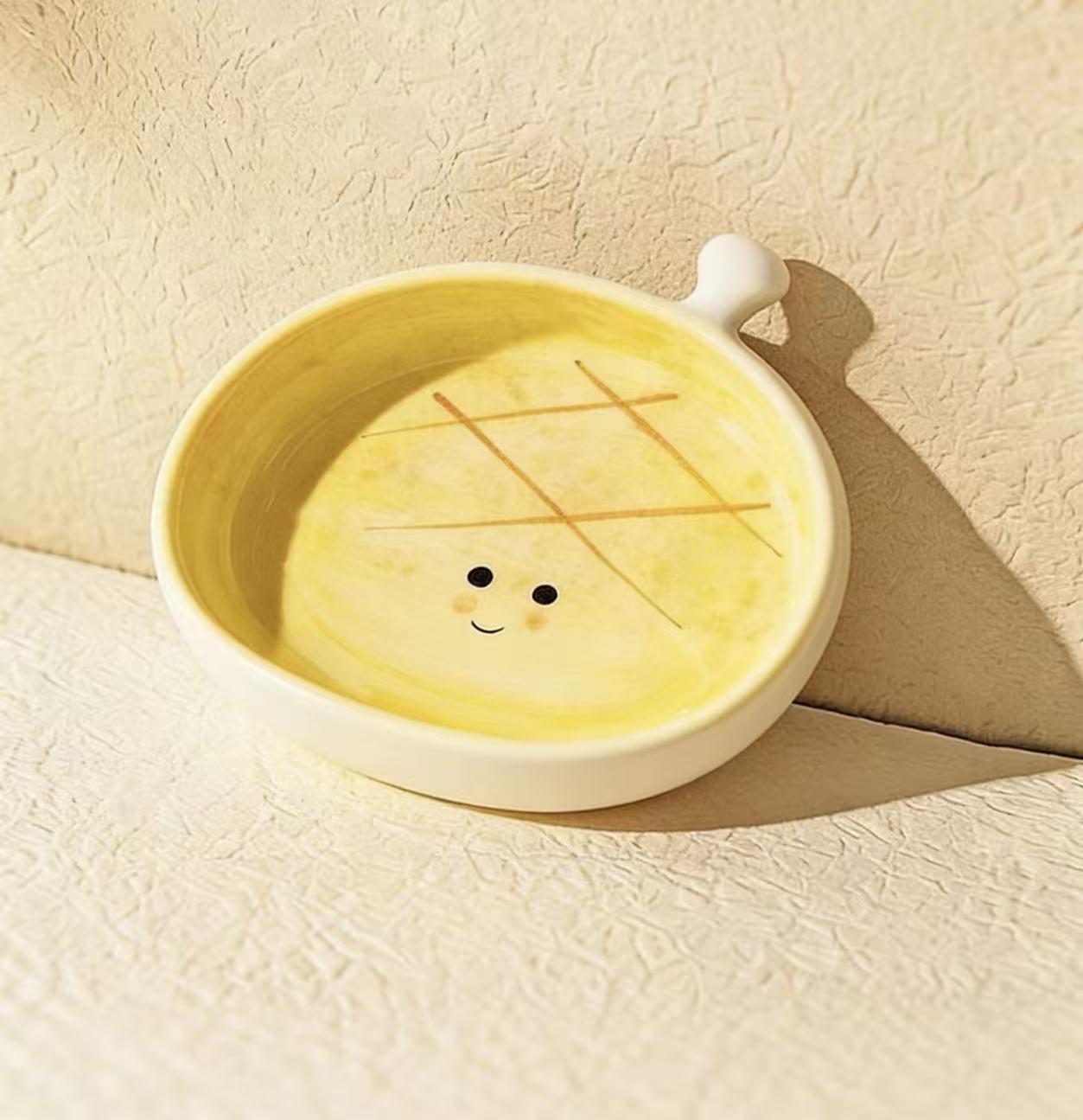 Cute Pineapple Bun Ceramic Mini Plate – Snack Dish & Desk Decor
